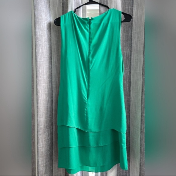 BCBG MAX AZRIA EMERALD HALEY SLEEVELESS DRESS WQR63E06/M783A SZ 4 - Picture 2 of 4